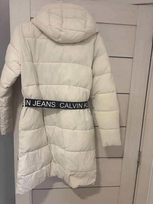 Дамски зимни якета Calvin Klein