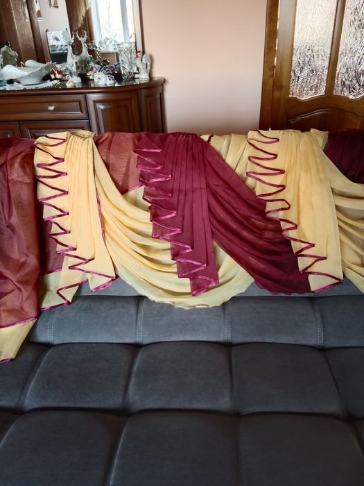 Два ламбрекена..