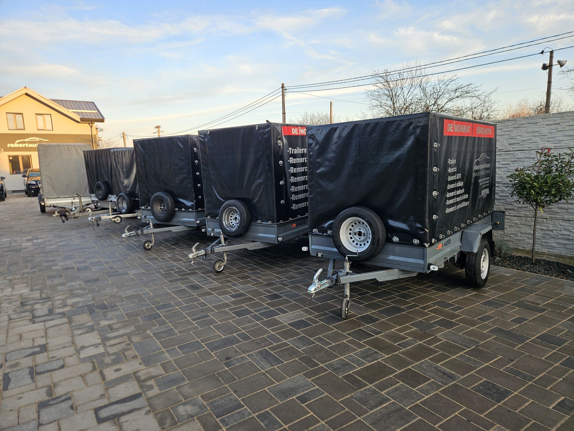 De inchiriat remorca de 4 metri cu prelata 2000- 2500 kg, trailere 4-5