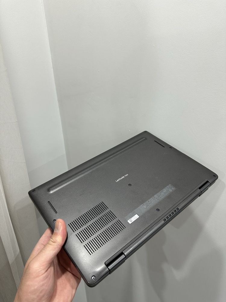 Dell Latitude 7320
