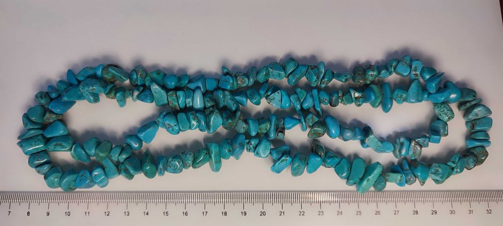 Бусы длинные с натуральным камнем БИРЮЗА