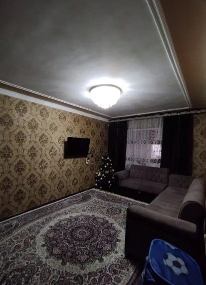 Срочно Продаётся Бобур  2в3/1/4 ремонт средний с мебелью техникой !