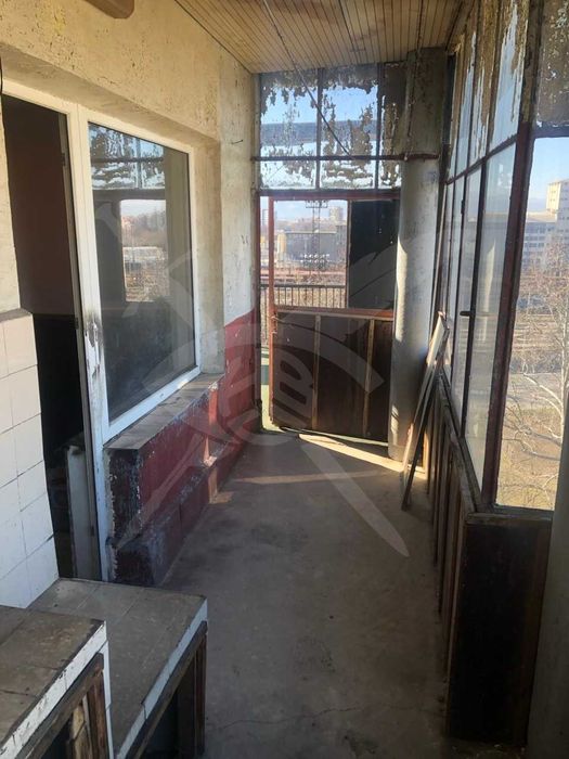 Продава се Тристаен апартамент в Пловдив, Съдийски - 74 кв.м за 1284 €/кв.м - Снимка #3