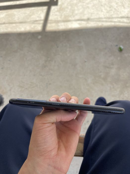 One plus 10pro  12/256