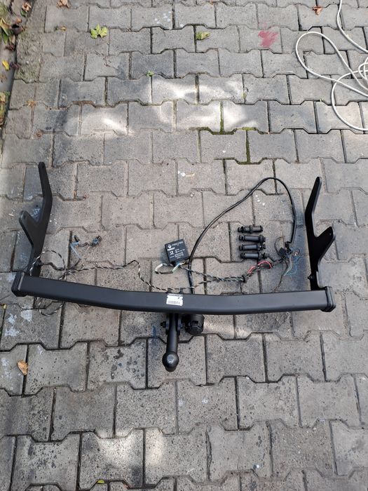 Cârlig Remorcare Original  Sandero 1 Stepway 1 2009-2012 +Modul