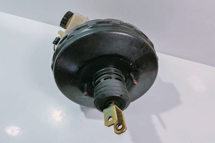 Tulumba Frana  cu pompa centrala A0054304930 Mercedes-Benz C-Class W2