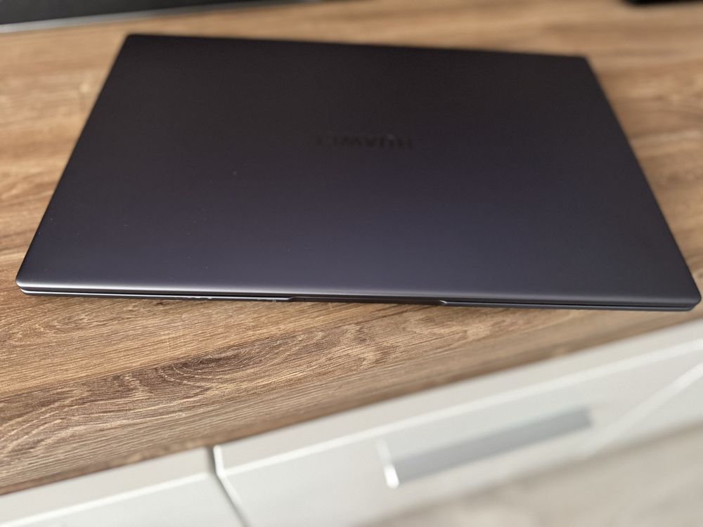Huawei MateBook D15 – Като Нов!