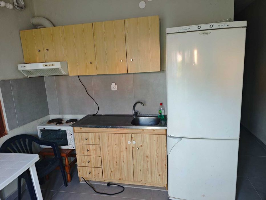 Продава 6 апартамента за бизнес туризъм до морето ПаралияВрасна,Гърция