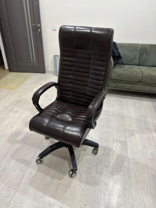 Продам стул для офиса