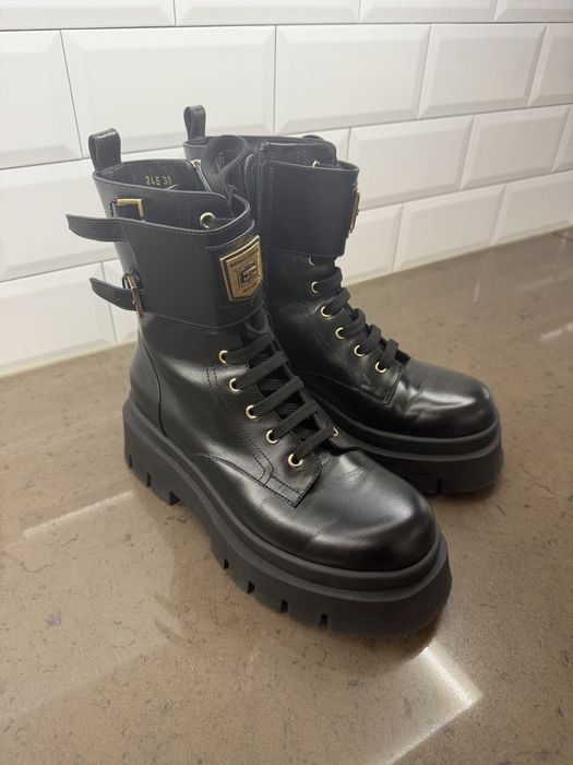 Нови боти Elisabetta Franchi