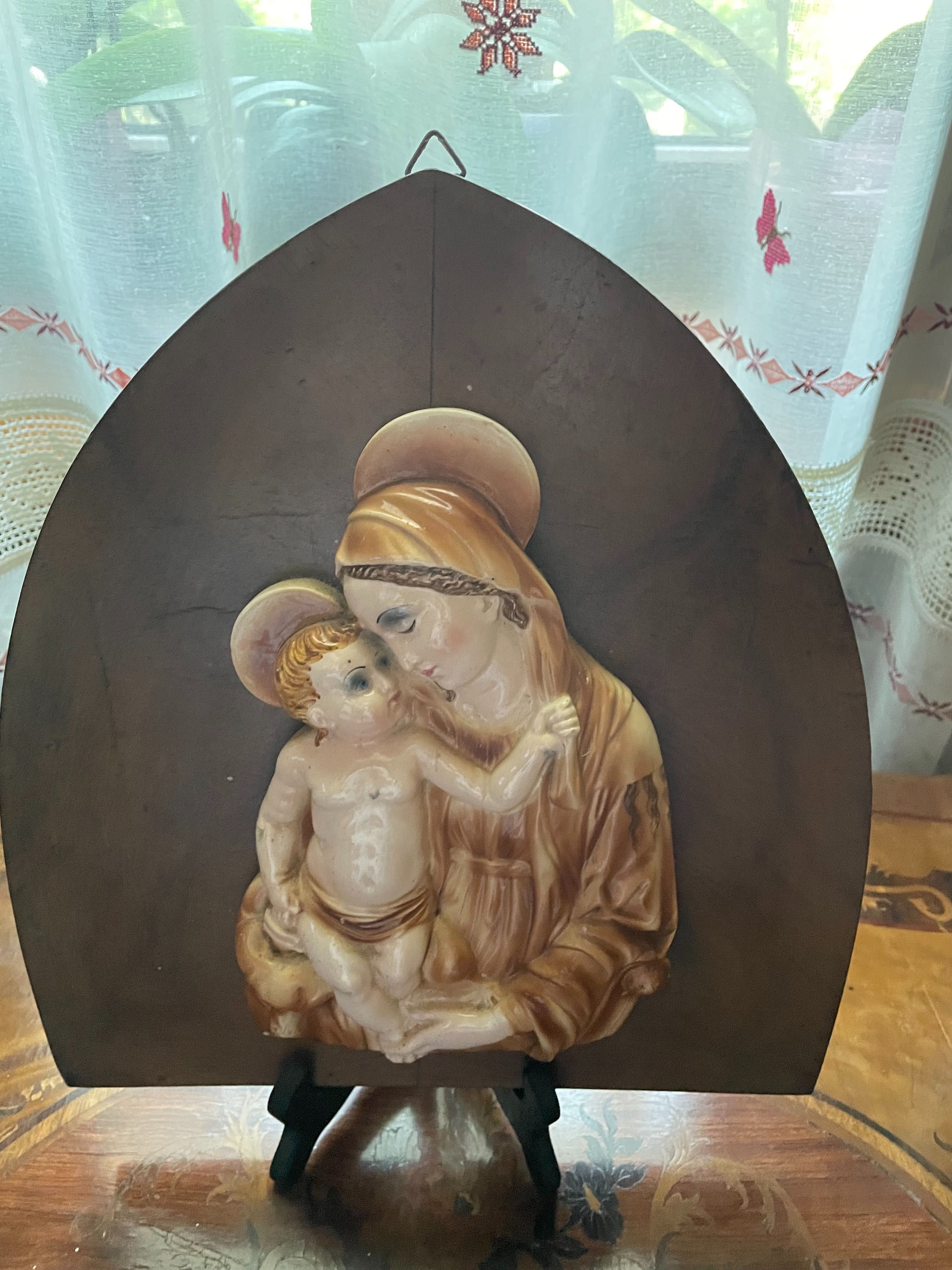 Expresiva icoana, Sfanta Maria cu pruncul, Belgia