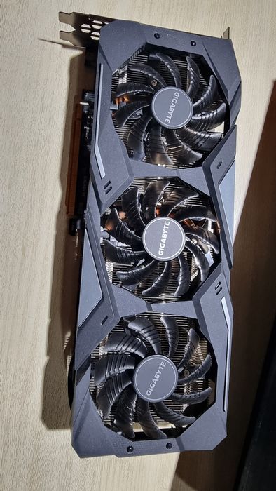 Продавам видокарта Gigabyte RX 5700 GAMING OC
Gigabyte RX 5700 GAMING