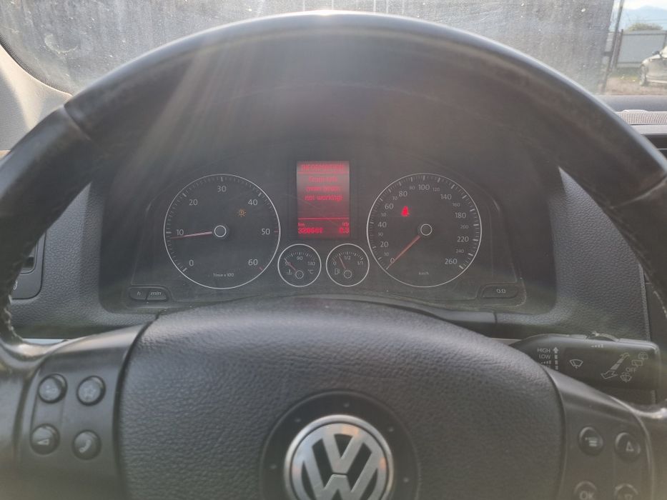 Dezmembrez golf 5 1.9 tdi BLS