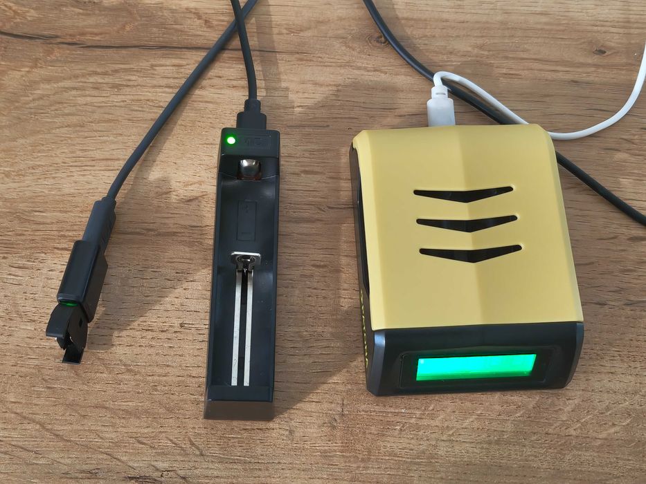 Încărcător baterii