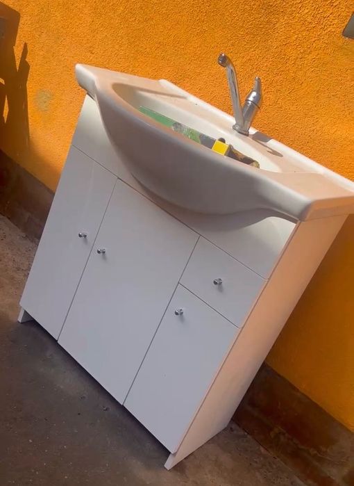 Mobilier baie…….