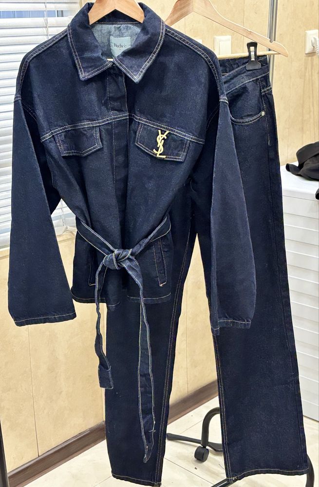 Дамски  сет деним YSL.