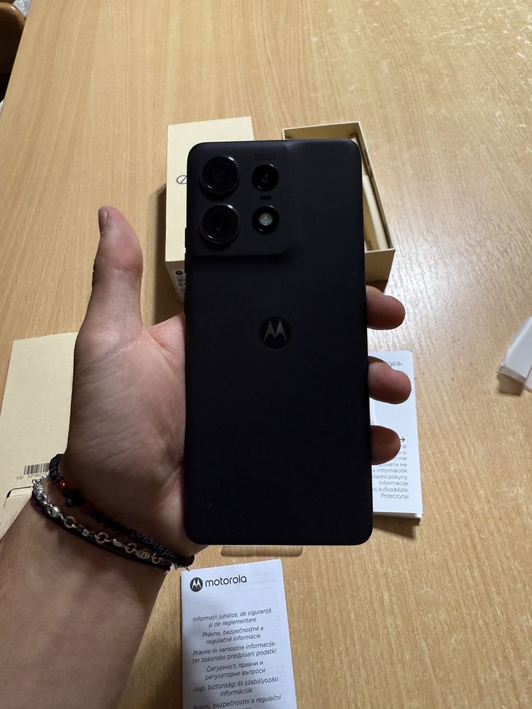 Motorola Edge 50 PRO, 512 GB, 12 GB RAM, SIGILAT