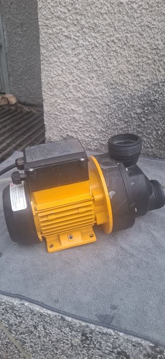 Помпа за хидромасажна  вана и джакузи