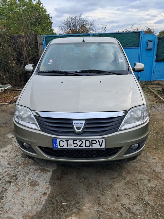 Vând Dacia Logan 2010 în stare foarte bună
