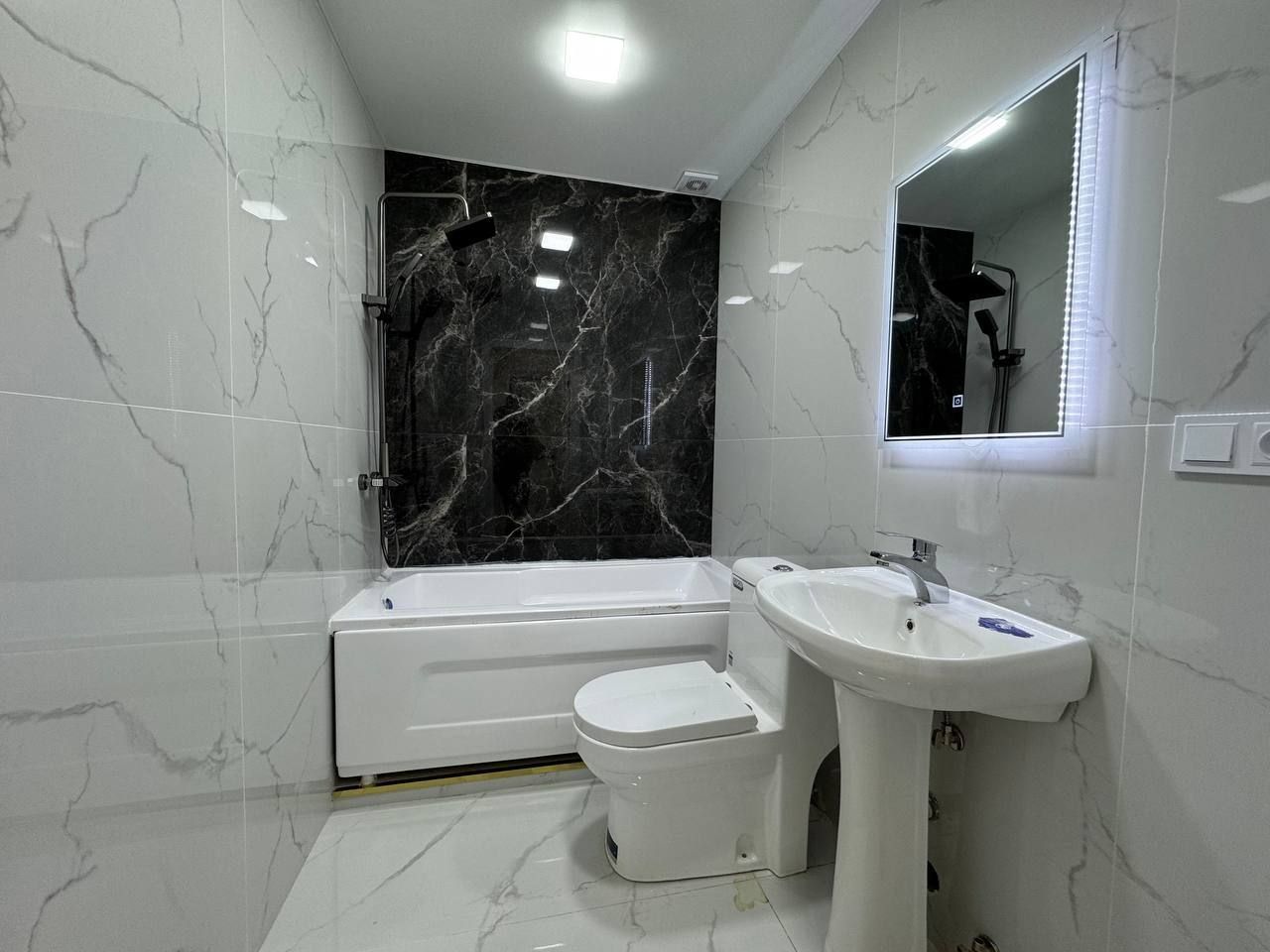 Продаётся 3х комнатная квартира. Новостройка 65м