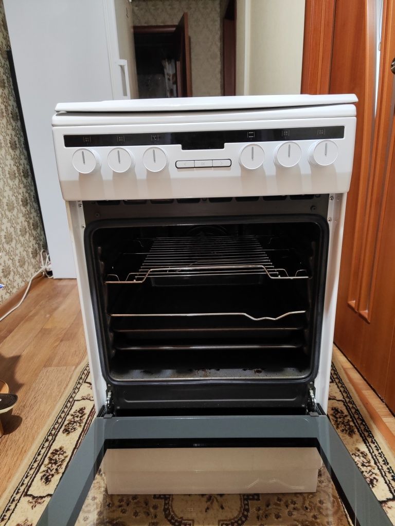 Продам плиту электрическую