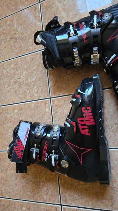 Clapari Atomic Redster Pro 100, marime 29-29,5