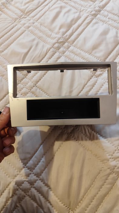 Преходна рамка от двоен към единичен дин комплект за Astra H, Zafira B