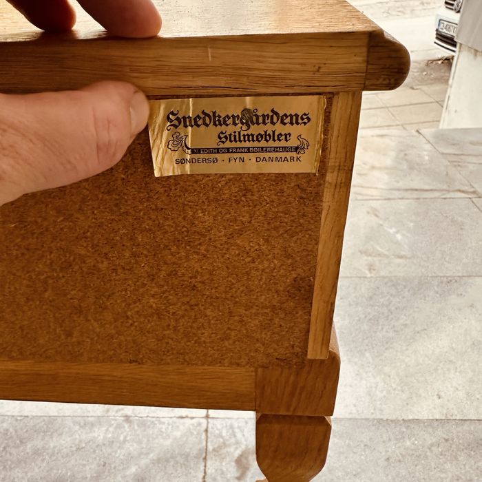 Оригинални датски нощни шкафчета Snedkergårdens-масивен дъб 60-70-те