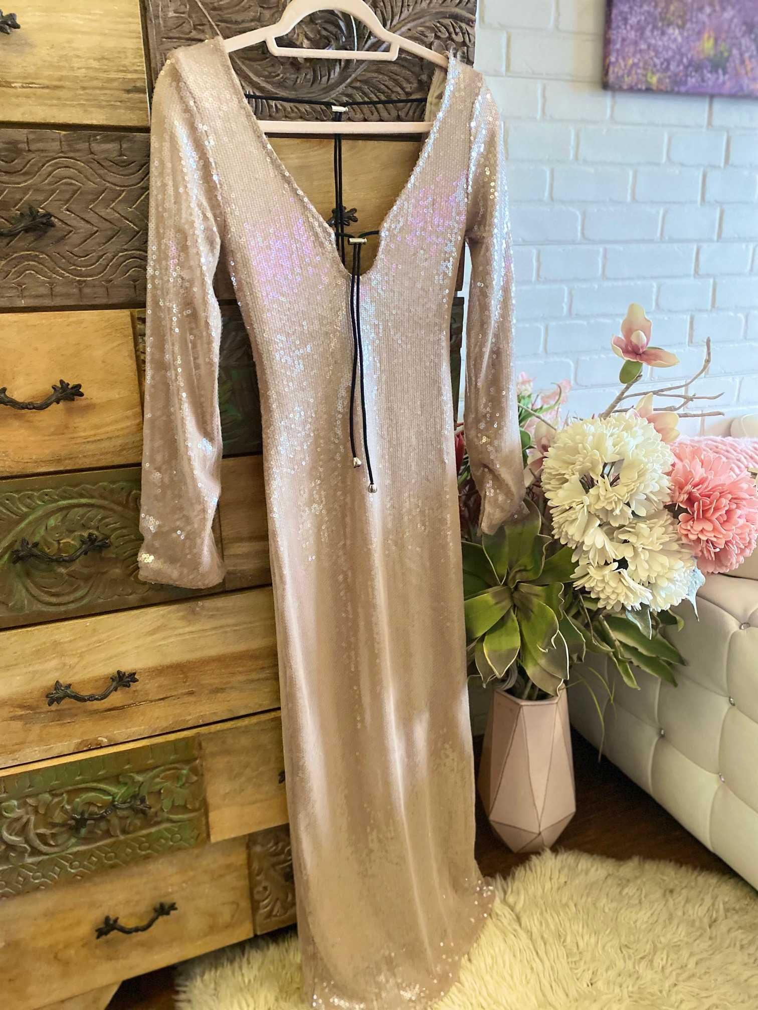 Рокля с пайети*S/M*Nude sequined dress 16Arlington