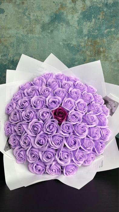 Buchet 51 Trandafiri Sapun si alte dimensiuni