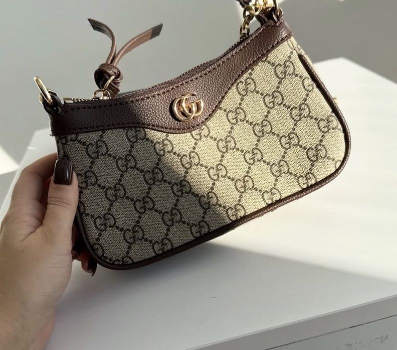 Дамска чанта висок клас