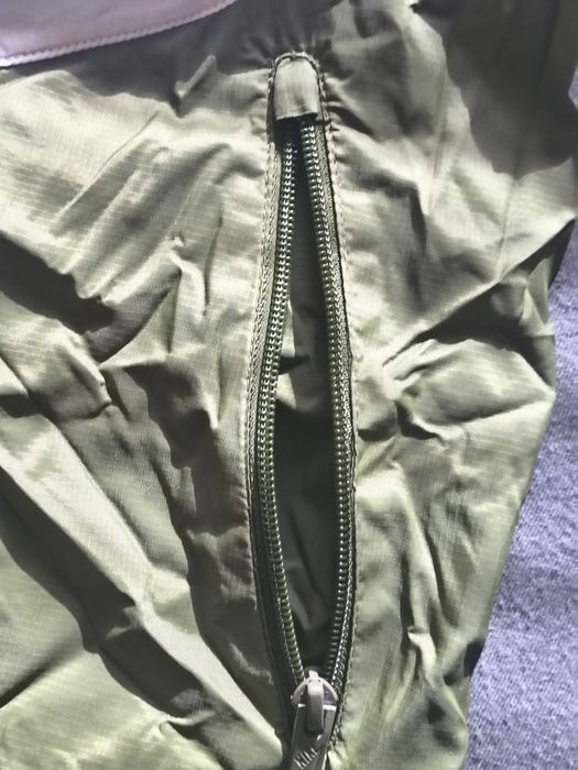 Преходно яке с качулка