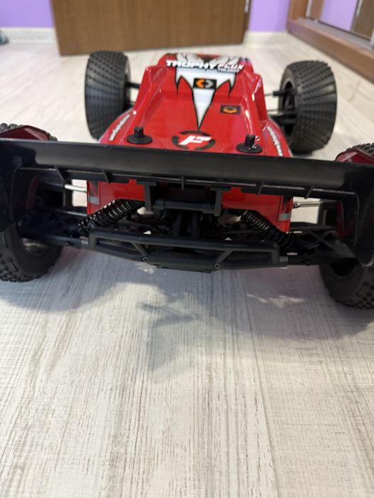 Automodel HPI trophy truggy flux