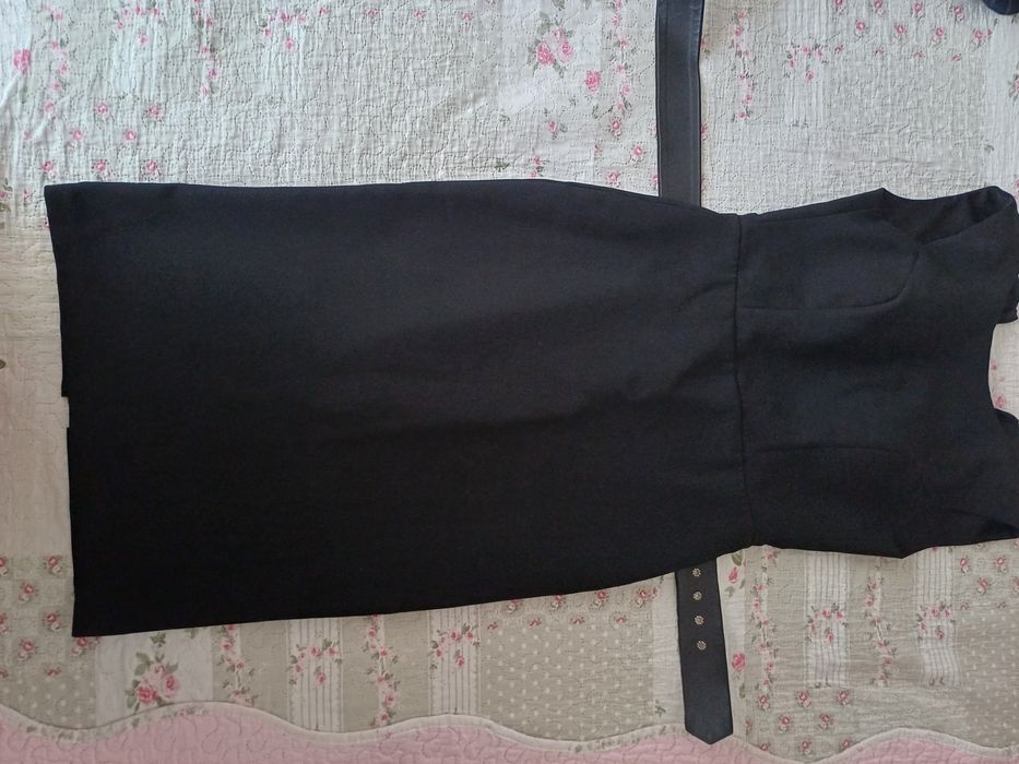 Rochie neagra,mărimea S