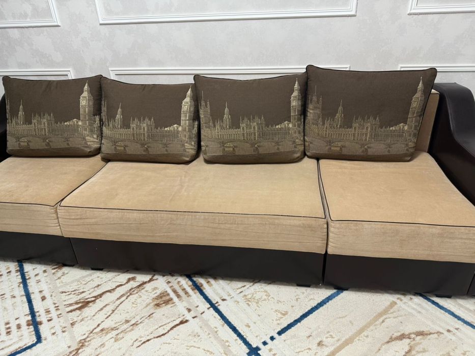 Диван в хорошем состоянии