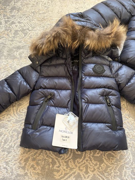 Продам куртку+комбинезон детский новый