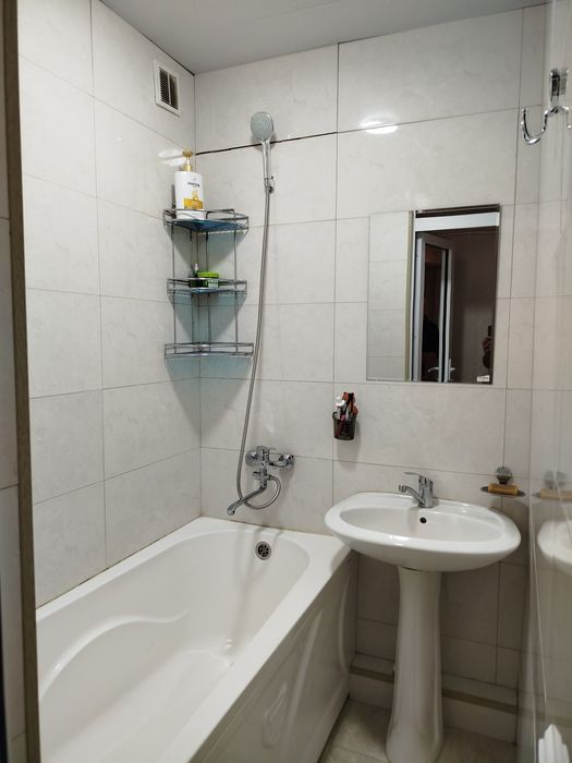 Ijaraga kvartira beriladi sagdiyana 2 xona 3 etaj