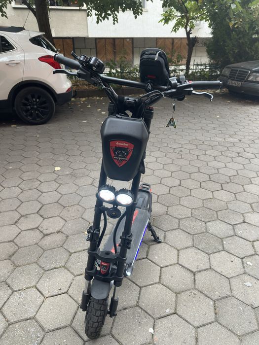 Елeктрически скутер Kaabo Wolf Warrior 10X DUAL 2X1100W Minimotors