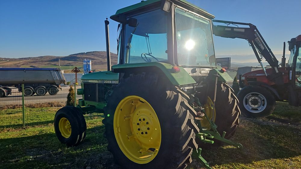Tractor John-Deere 2650