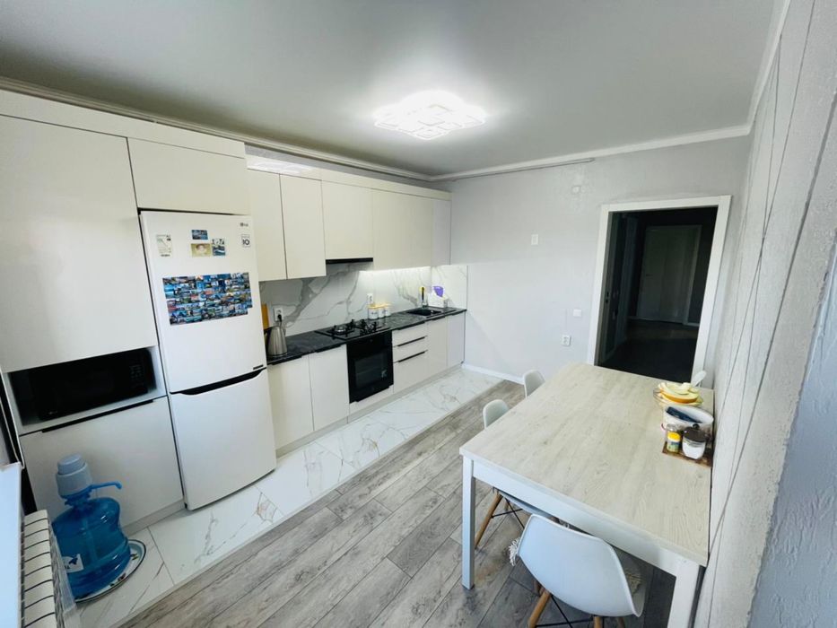 3 комнатная -  район IT школы!