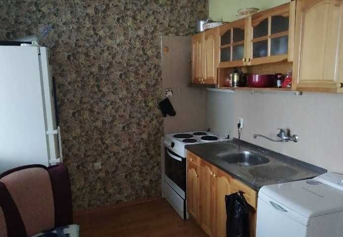 Дава се под наем Едностаен апартамент в Бургас, Меден рудник - зона А - 33 кв.м за 51 € - Снимка #2