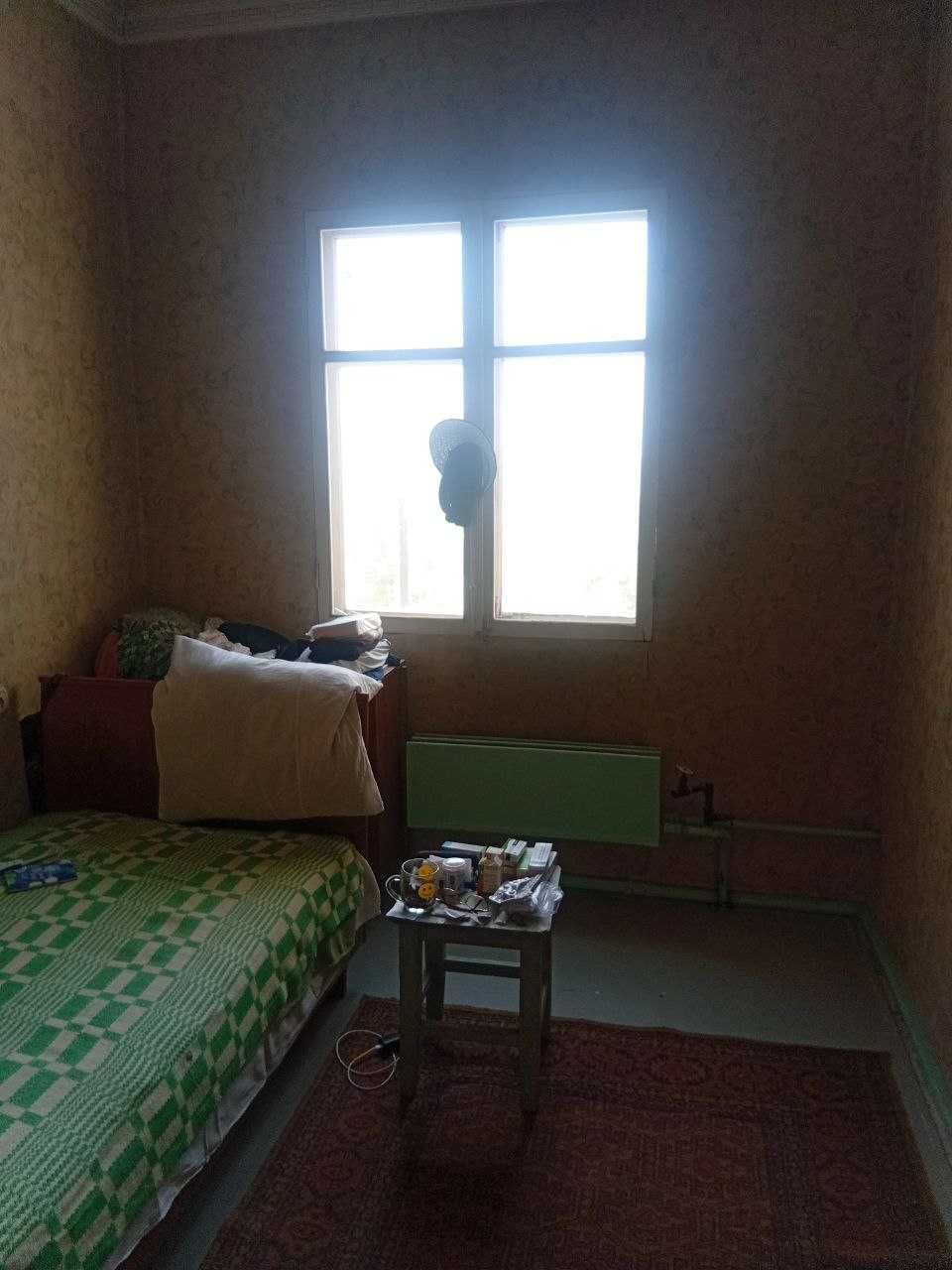 Продаётся 2-комнатная квартира, Юнусабад-10.