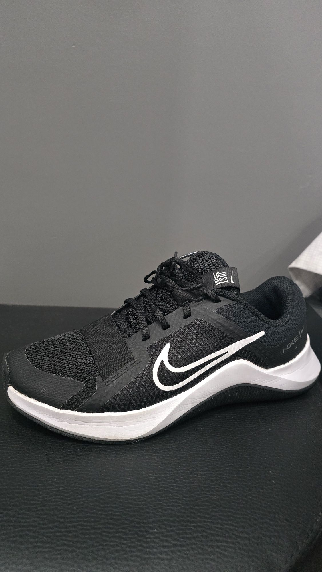 Дамски спортни обувки Nike