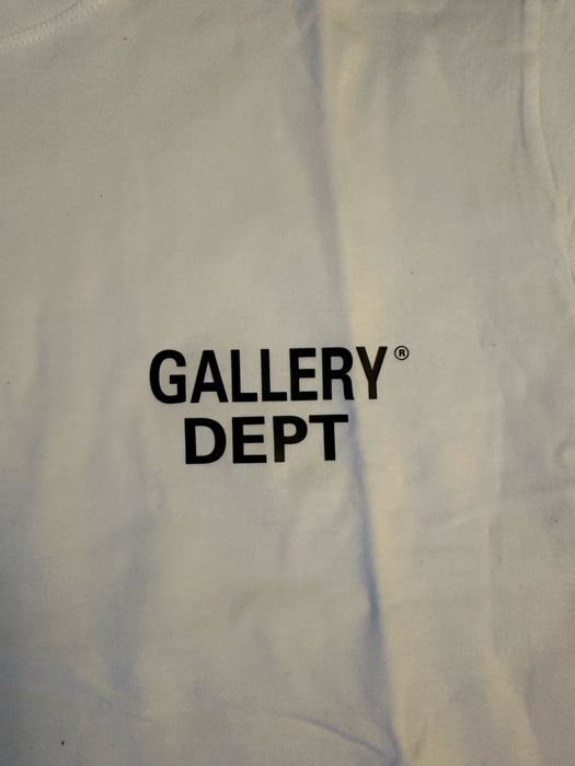 Tricou Gallery Dept