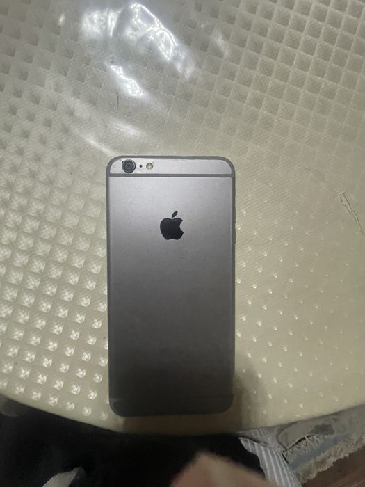 iPhone 6 pluse в хорошом состояние без трешин
