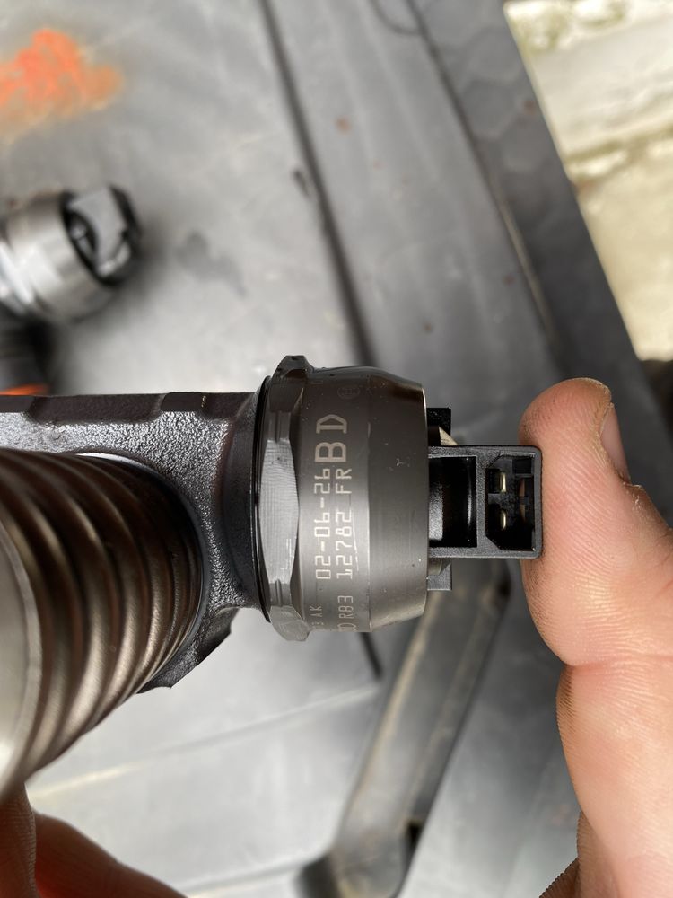 Injectoare Sharan/Passat 1.9 AUY