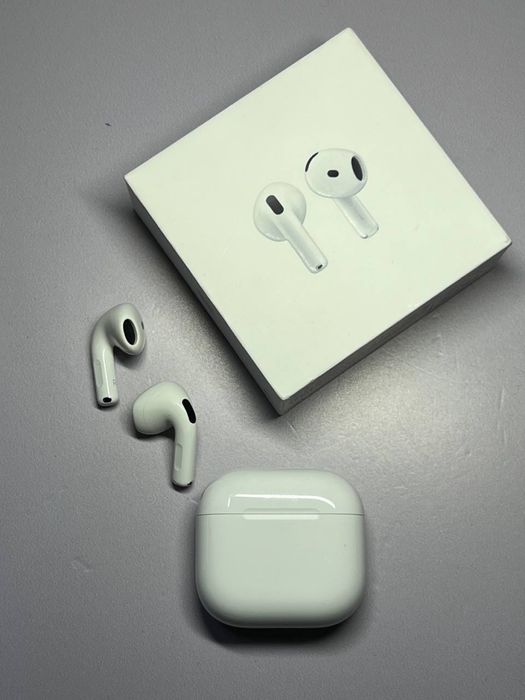 AirPods 4 / CT15637