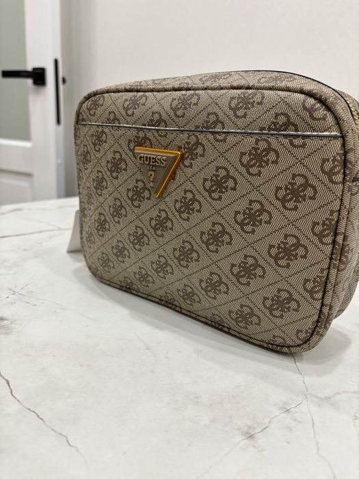 Продам брендовую новую сумку Guess люкс качества