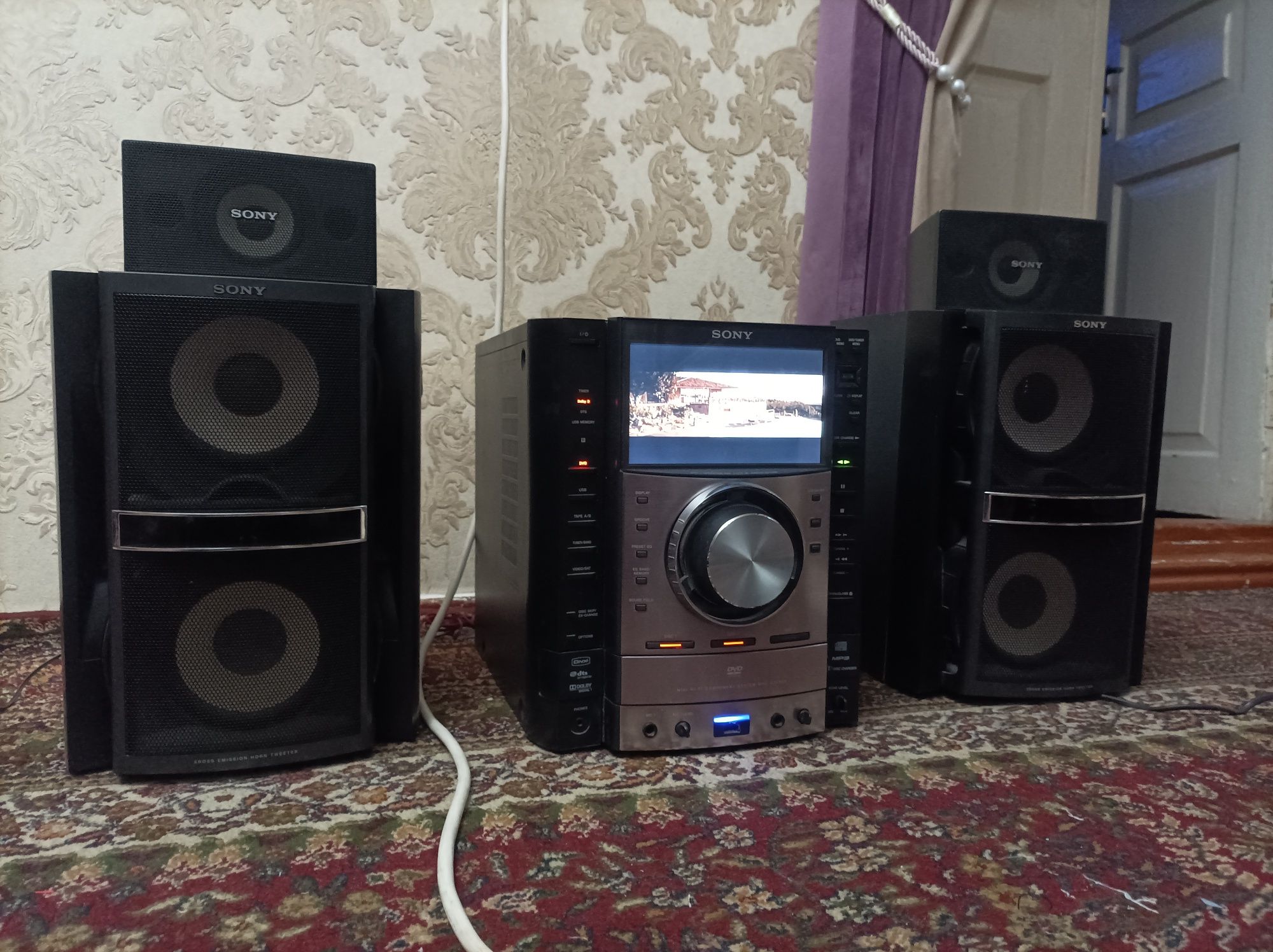 Sony sentr sotiladi