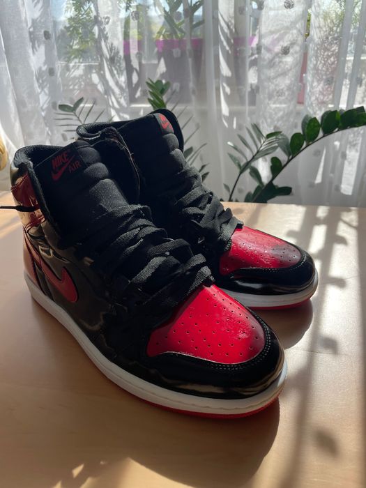 Air Jordan 1 Patent Bred